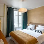アパート Habitat Parisien 2br-2ba Ac Madeleine -opera パリ