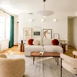 Habitat Parisien 2br-2ba Ac Madeleine -opera *