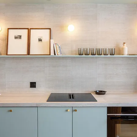 アパート Habitat Parisien 2br-2ba Ac Madeleine -opera パリ