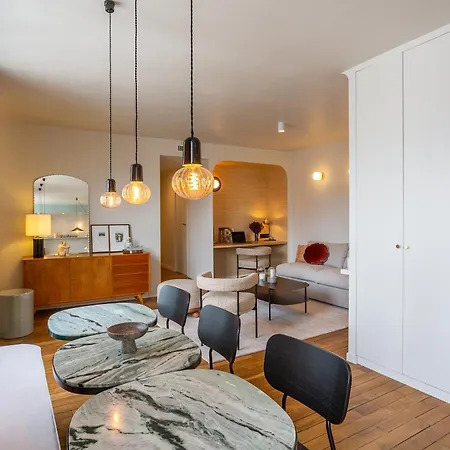 アパート Habitat Parisien 2br-2ba Ac Madeleine -opera