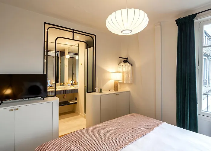 Habitat Parisien 2br-2ba Ac Madeleine -opera Apartamento *